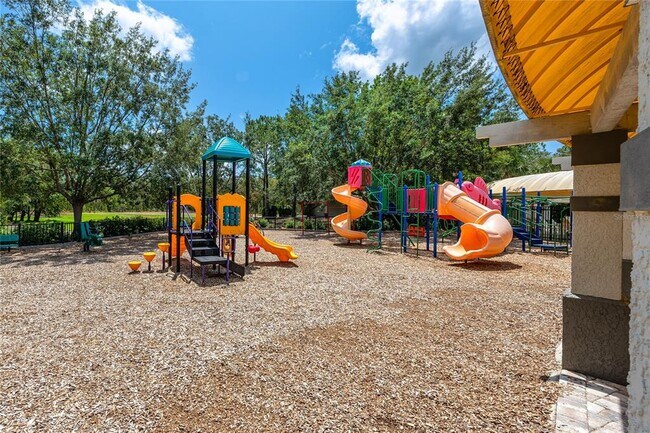 Building Photo - 3825 Crossline Dr