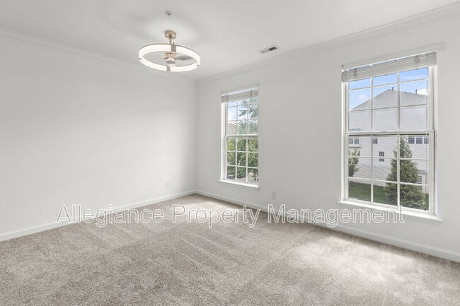 Building Photo - 45490 Whistling Terrace