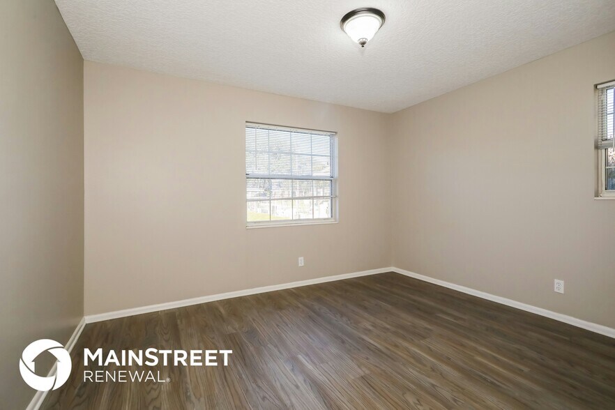 Building Photo - 5505 Enchanted Dr