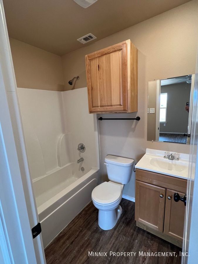 Building Photo - 2516 N Ave O