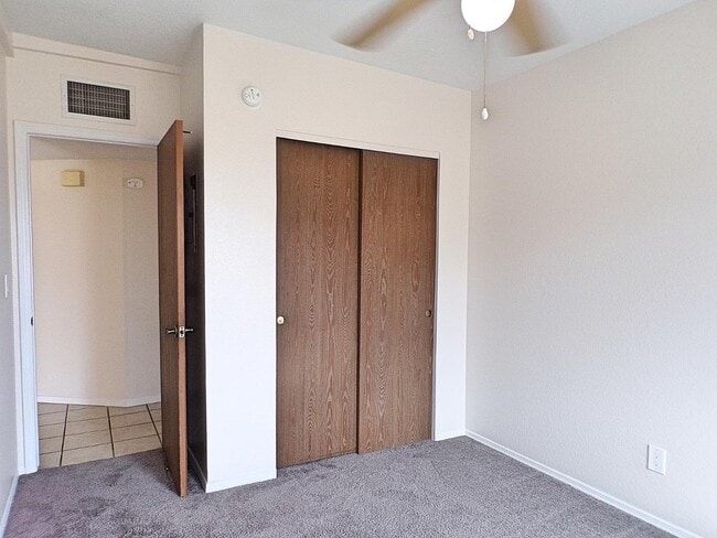 Building Photo - 4135 Calle Barona