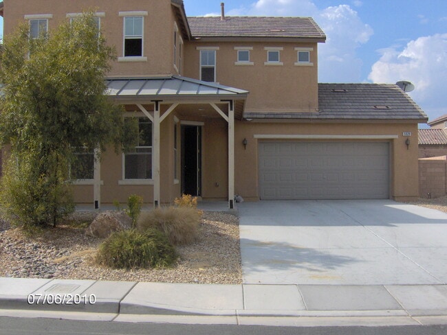 Building Photo - 5929 Tamarack Lodge Ln