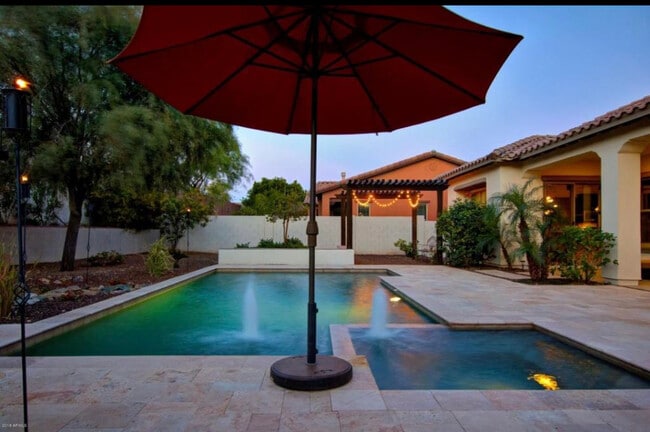 Building Photo - 20892 W Eastview Way