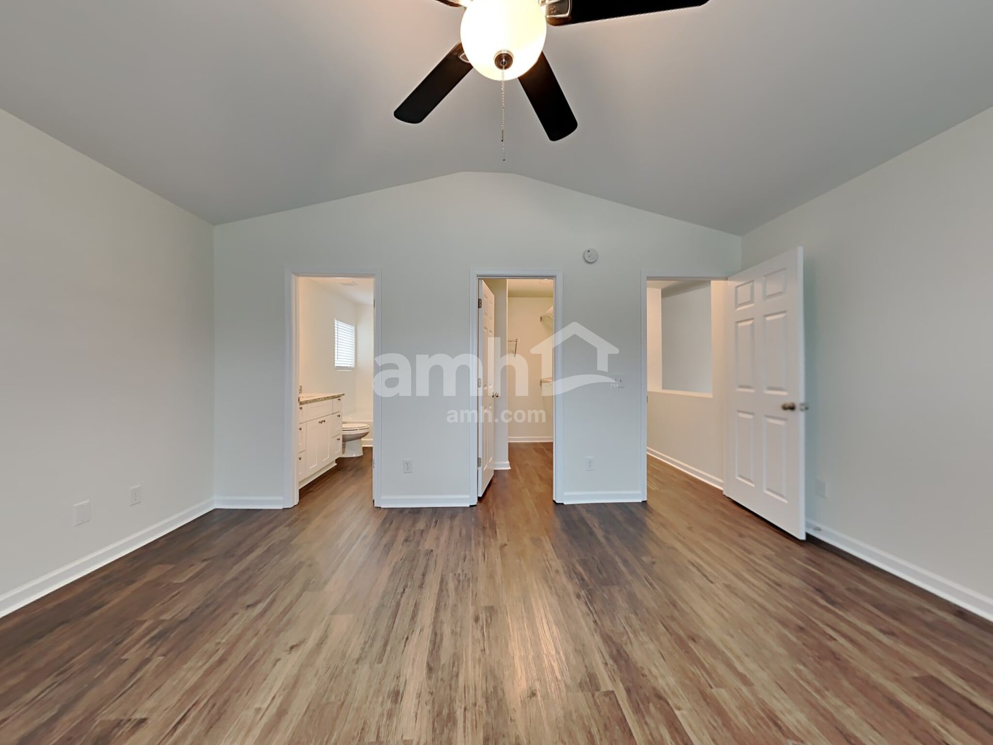 Building Photo - 132 Spring Lakes Dr