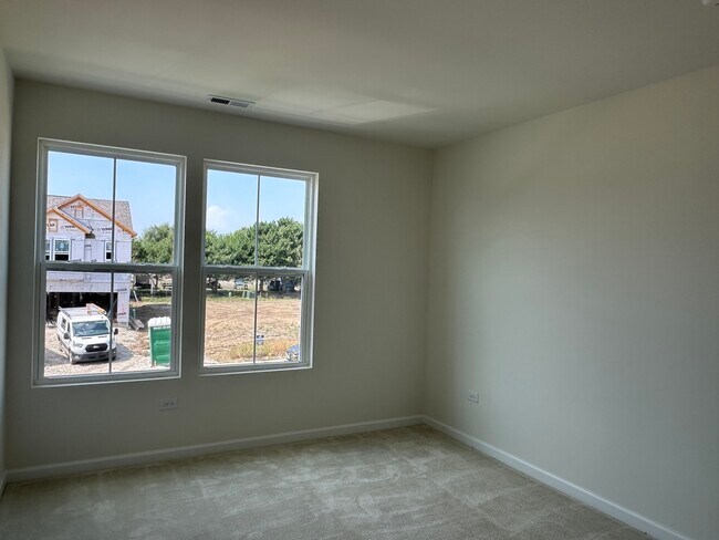 Building Photo - 2656 Lawlor Ln