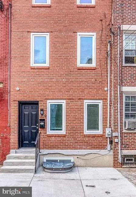 Primary Photo - 1609 W Stiles St