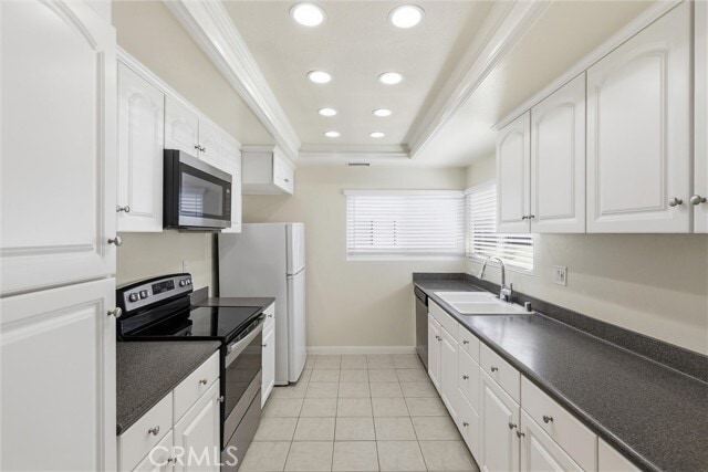 Building Photo - 133 Tarocco