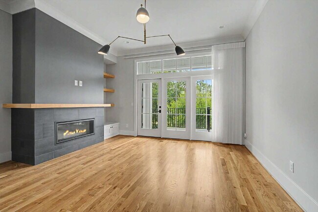 Building Photo - Townhome with Elevator at Park Station in Cary
