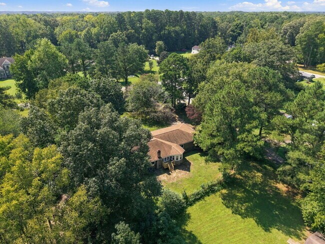 Building Photo - 2260 Indian River Rd
