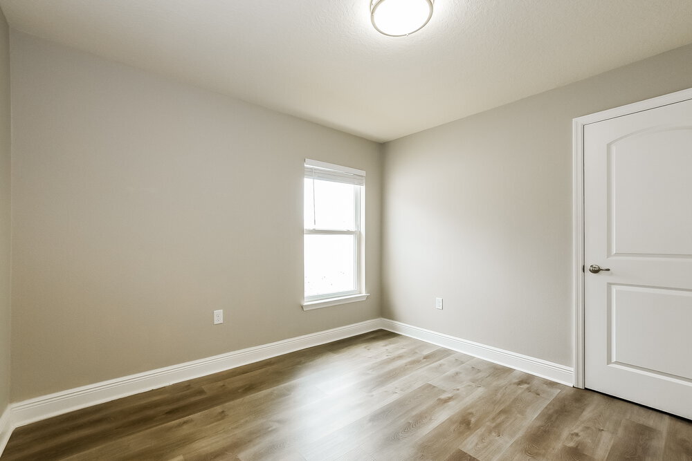 Building Photo - 507 W Leah Ct