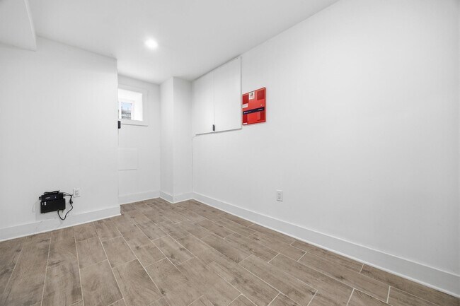 Building Photo - 234 Webster Ave