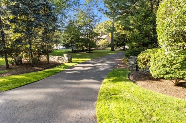 Building Photo - 1191 N MAIN Rd