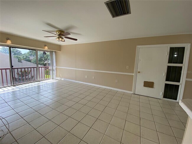 Building Photo - 8602 Huron Ct
