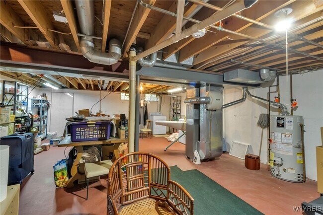 Building Photo - 666 W Ferry St