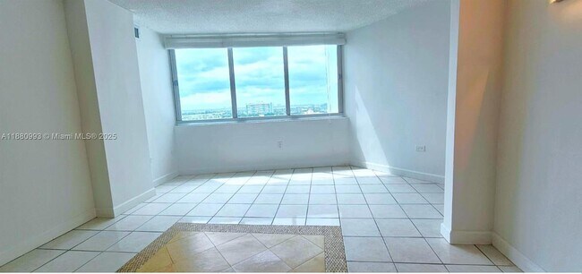 Building Photo - 7135 Collins Ave