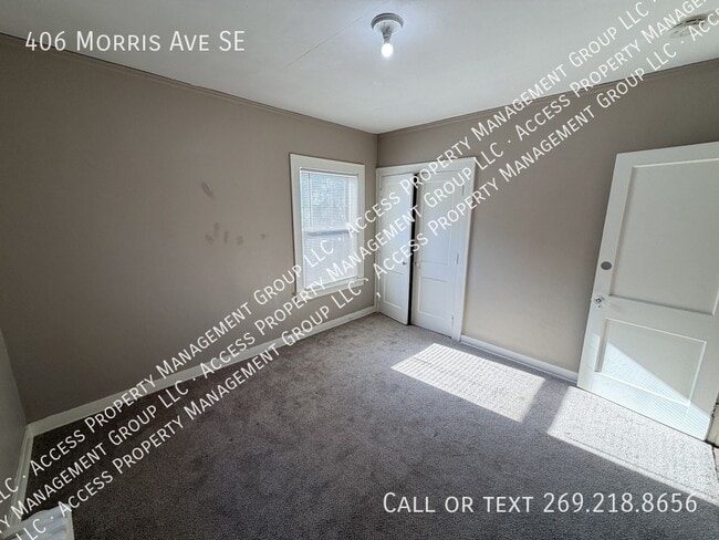 Building Photo - 406 Morris Ave SE