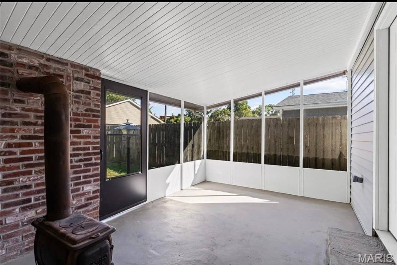 Building Photo - 2754 Hermitage Ave