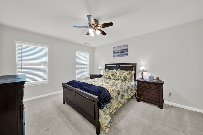 Building Photo - Beautiful 3 bed house in Belmont NC!