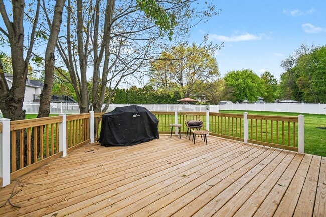 Building Photo - 51222 Crooked Oak Dr