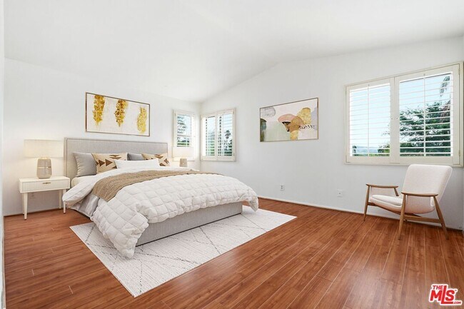 Building Photo - 25842 Browning Pl