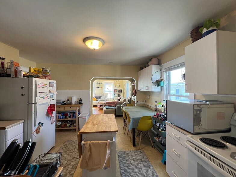 Building Photo - 7 Craigie Ter