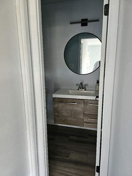 Building Photo - 1109 Whitpain Hills