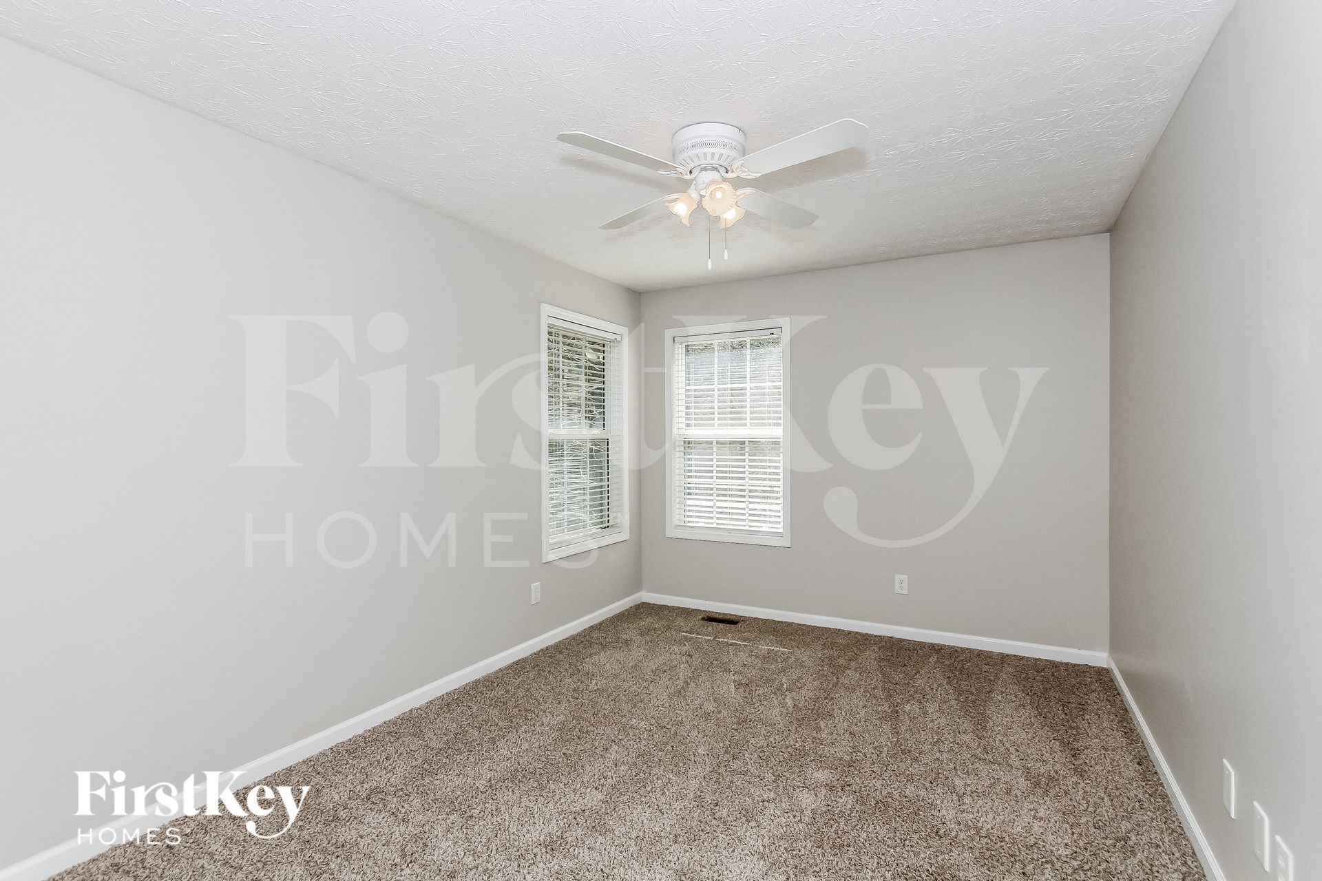 Building Photo - 4015 McEachern Cove Dr