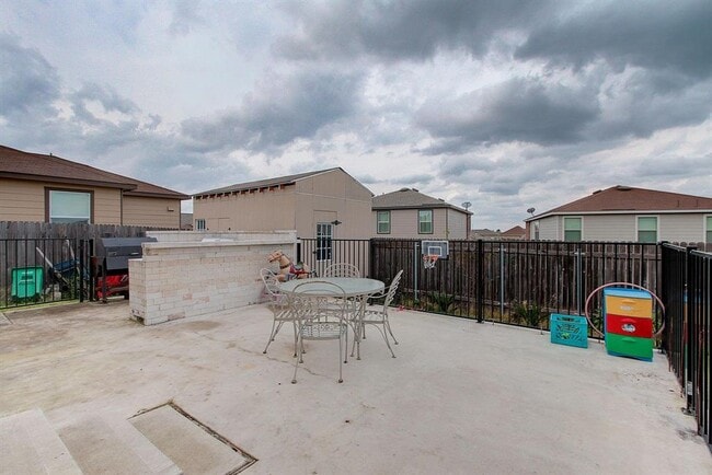 Building Photo - 6816 Sunderland Trail