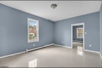 Building Photo - 568 Grove St