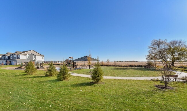 Building Photo - 15137 S Hepworth Pl