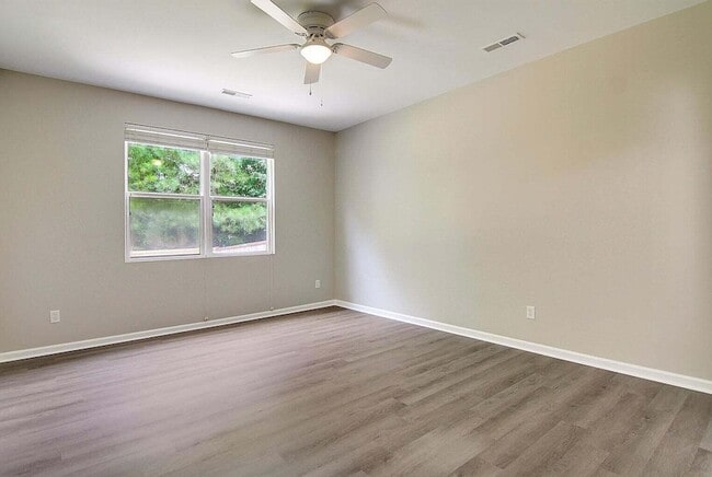 Building Photo - 1861 Cornsilk Dr