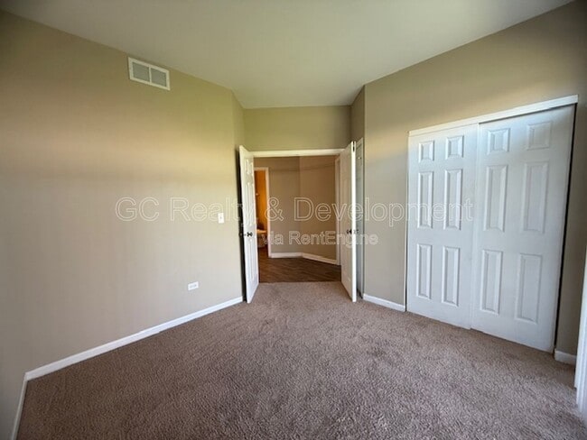 Building Photo - 1652 Cesario Dr