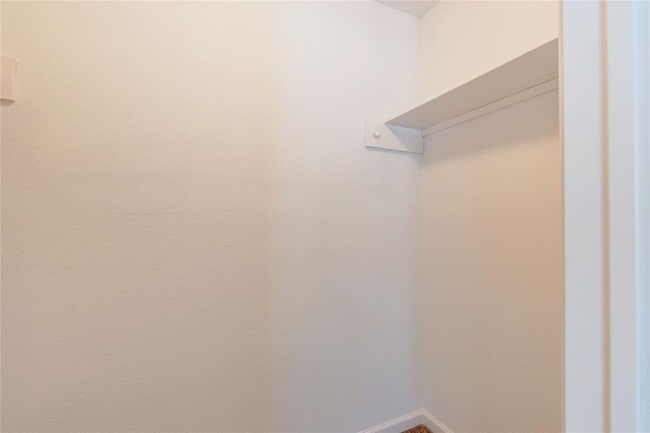 Building Photo - 2705 Nordham Dr