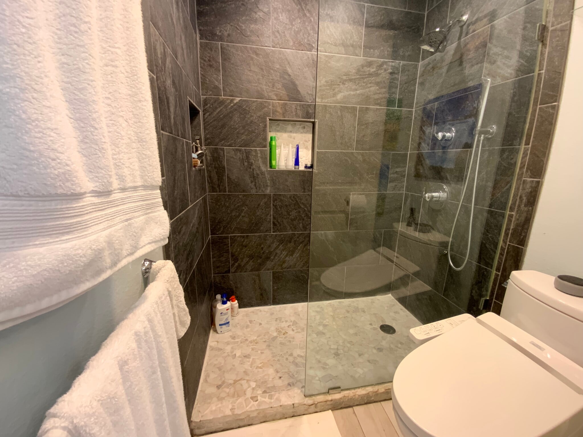 Master Bathroom - 718 Kirkland Cir