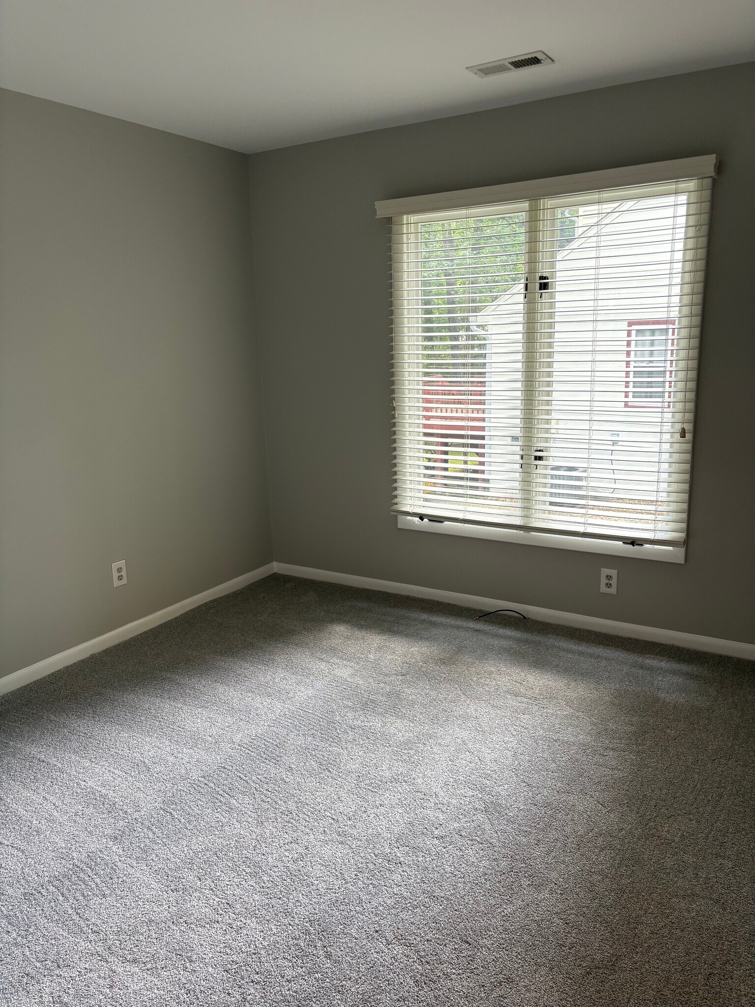 2nd bedroom - 12913 Church Ct
