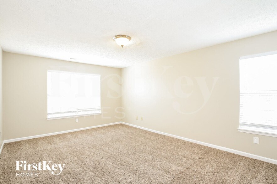 Building Photo - 2706 Bluestone Dr