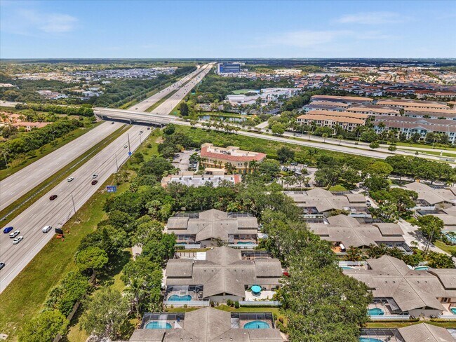 Building Photo - 12549 Woodmill Dr