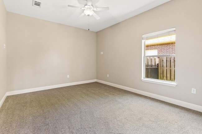 Building Photo - 24 Mozart Ln