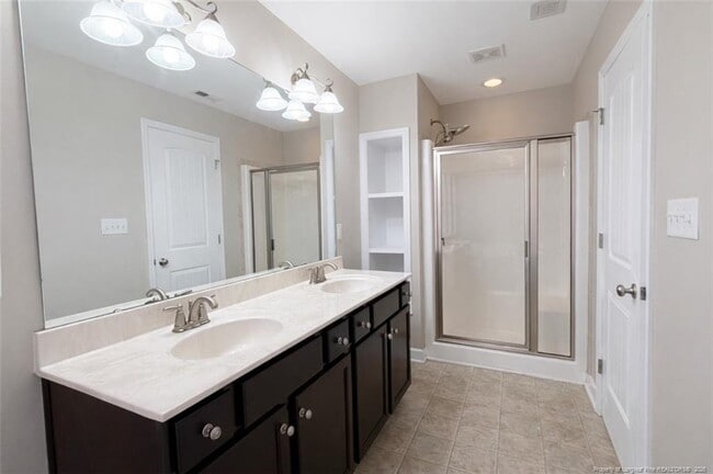 Building Photo - 5337 Nessee St