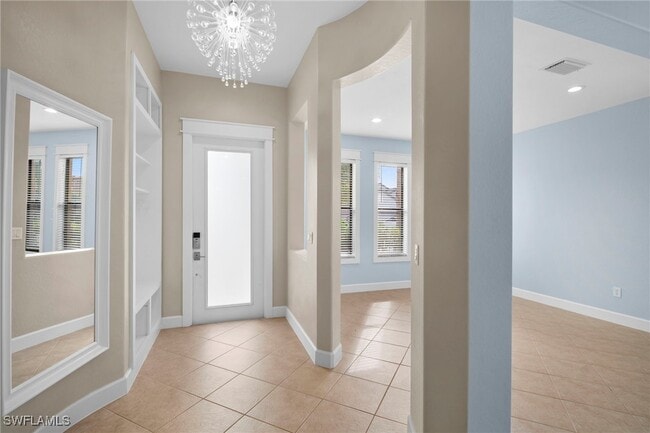 Building Photo - 12129 Country Day Cir