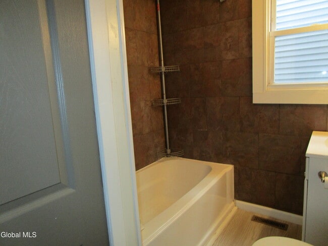 Building Photo - 1303 8th Ave