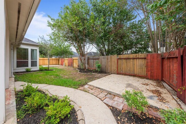 Building Photo - 21922 Rivergate Ct