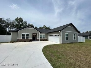 Building Photo - 4930 SE 10th Pl