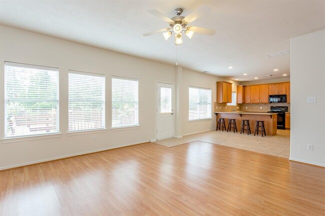 Building Photo - 138 E Spindle Tree Cir