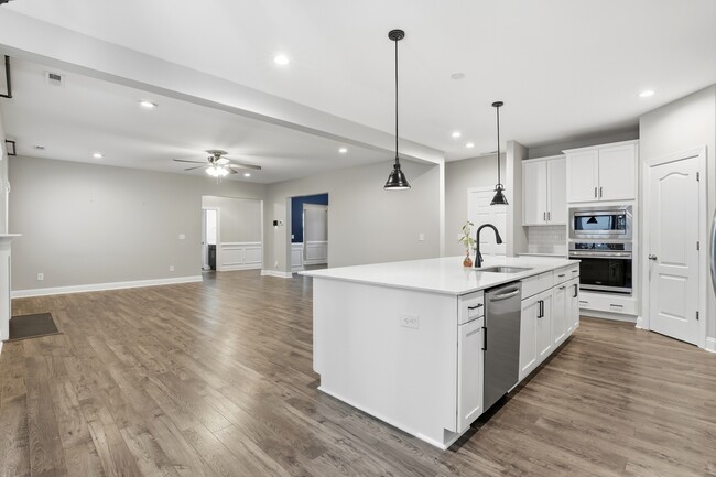 Building Photo - 107 Salmon Ln