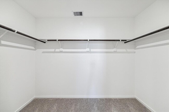 Building Photo - 9923 Oakheath Blf Dr