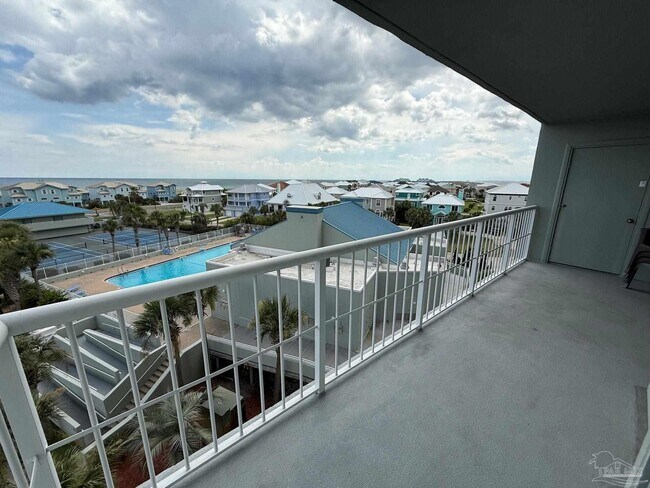 Building Photo - 1200 Fort Pickens Rd