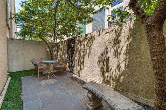 Building Photo - 2509 Welborn St