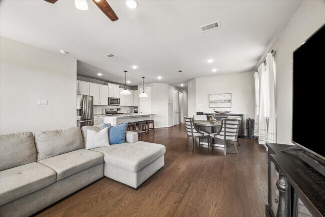 Building Photo - 13317 Emerald Mallard Dr