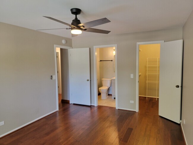 Building Photo - 102 Stirling Ln